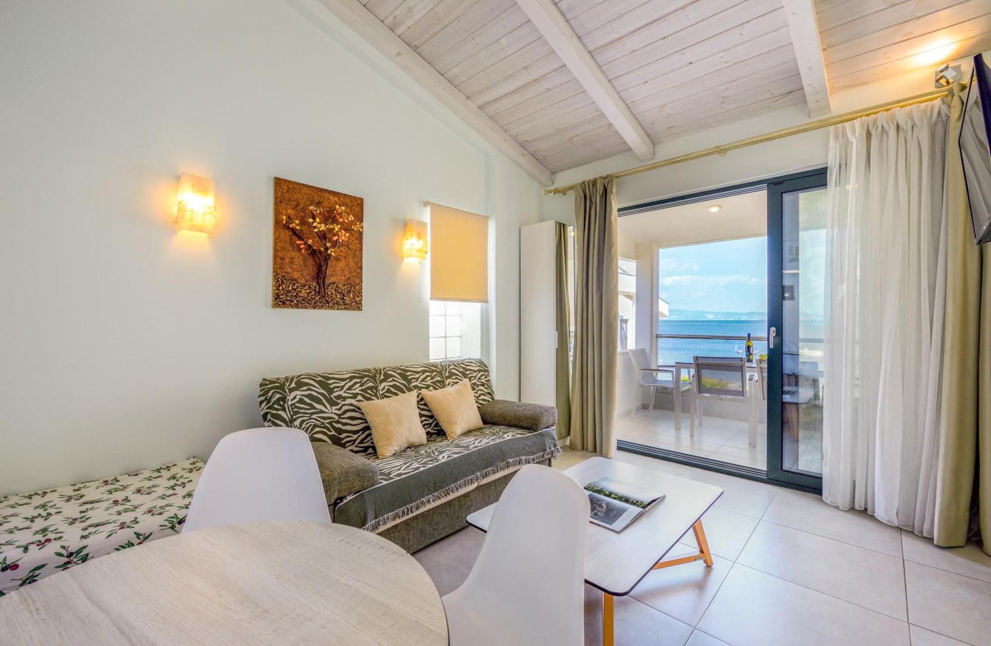 Elpiniki Luxury Apartments 尼坡帝 外观 照片